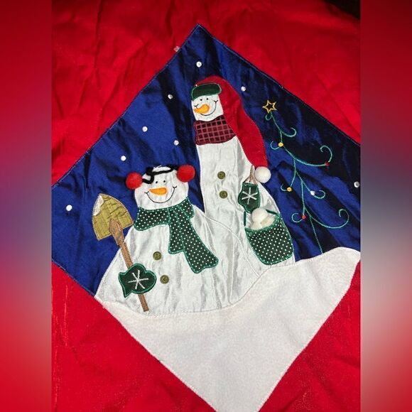 Christmas Eve by Santa’s Best snowman tree skirt - Picture 2 of 4